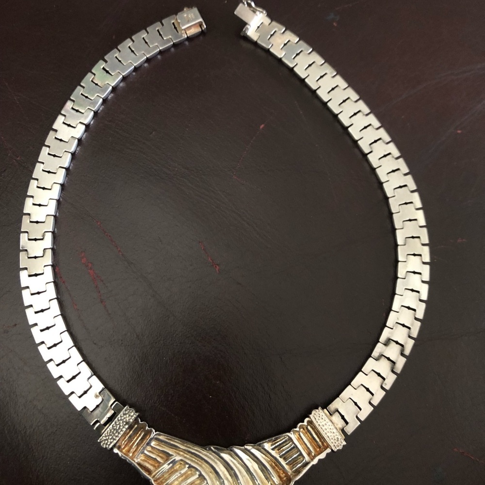 Vintage women’s sterling silver necklace - Picture 2 of 7